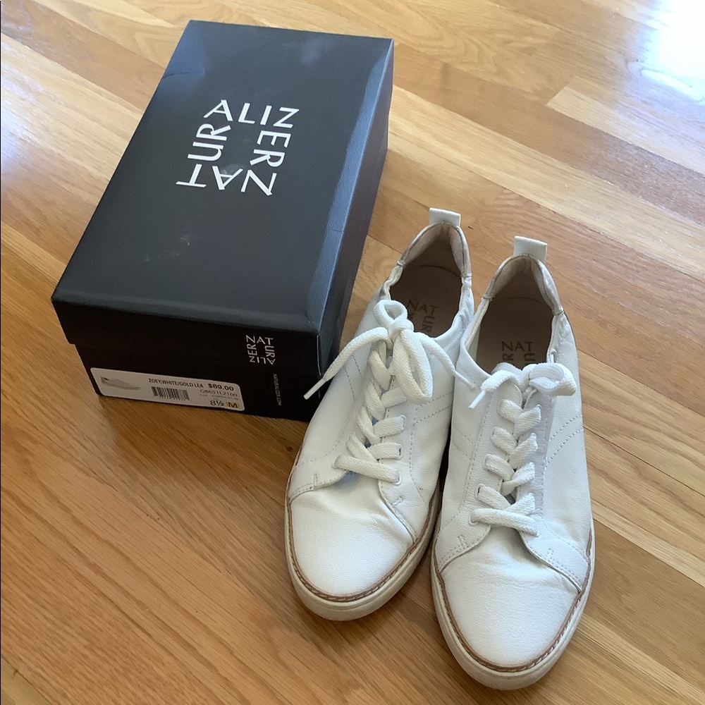 Summery white shoes, size 8.5